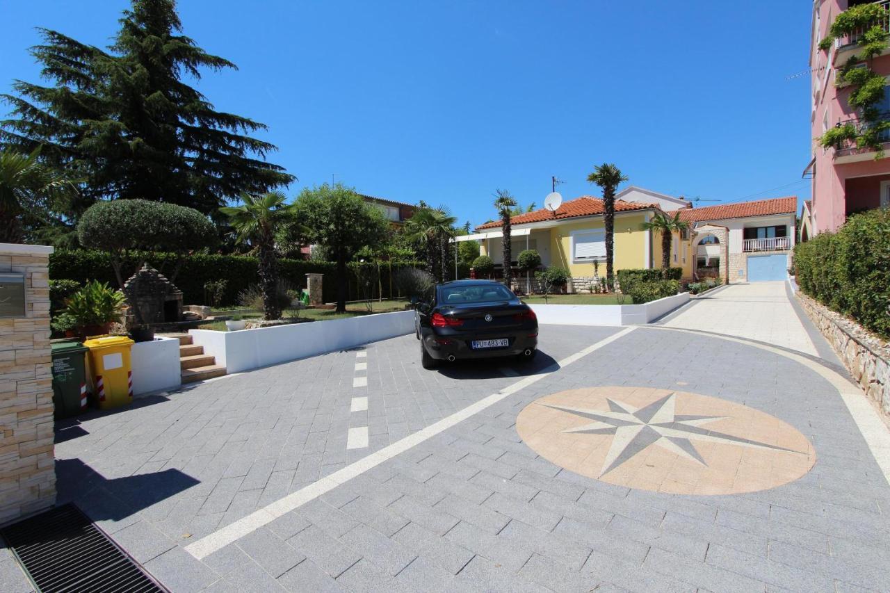 Apartments Knezovic Rovinj Exterior photo