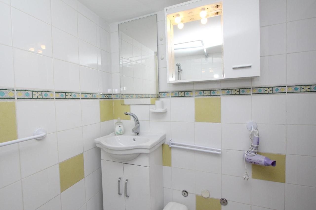 Apartments Knezovic Rovinj Exterior photo