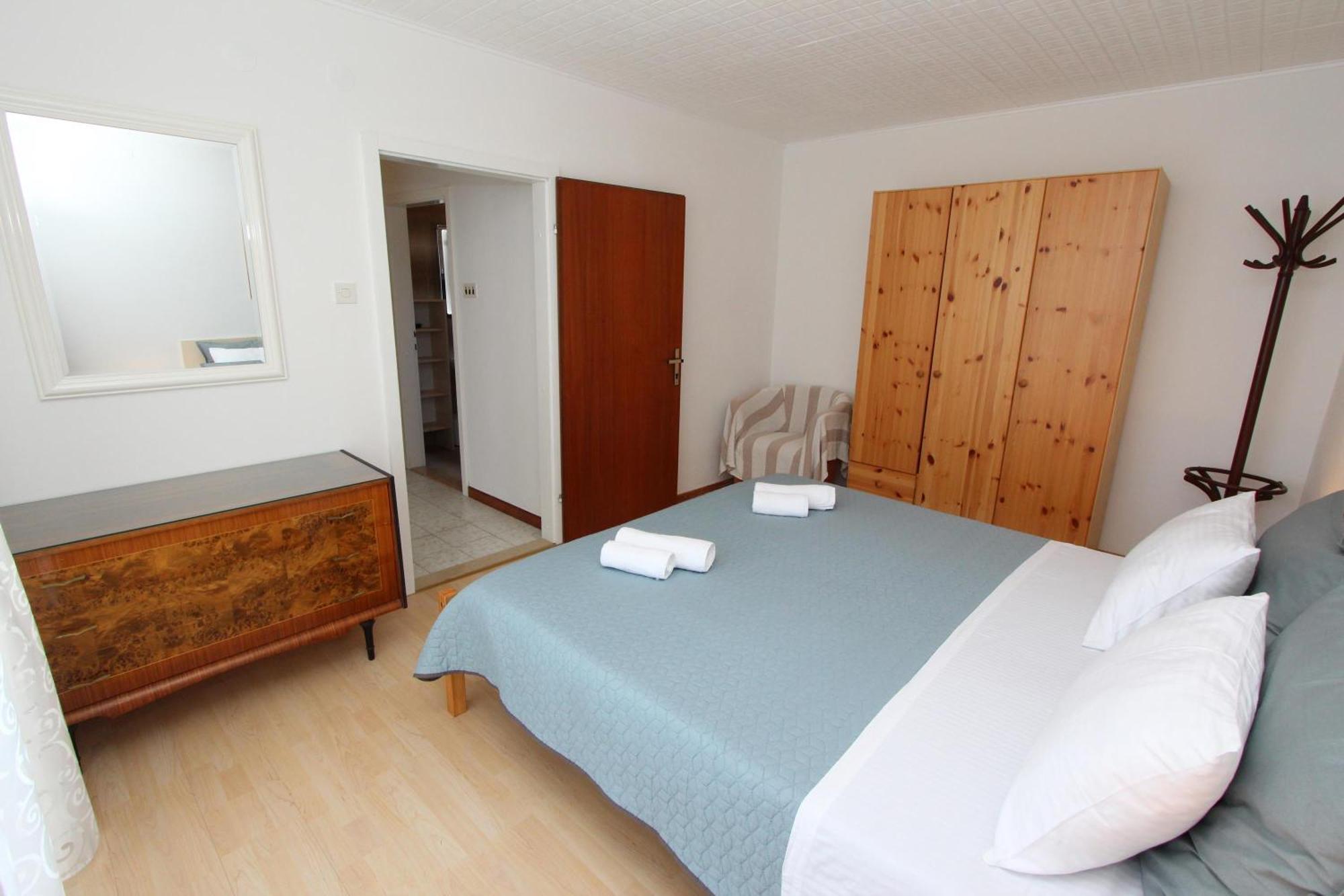 Apartments Knezovic Rovinj Room photo