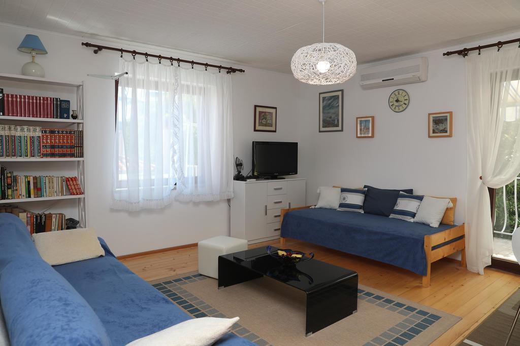 Apartments Knezovic Rovinj Exterior photo